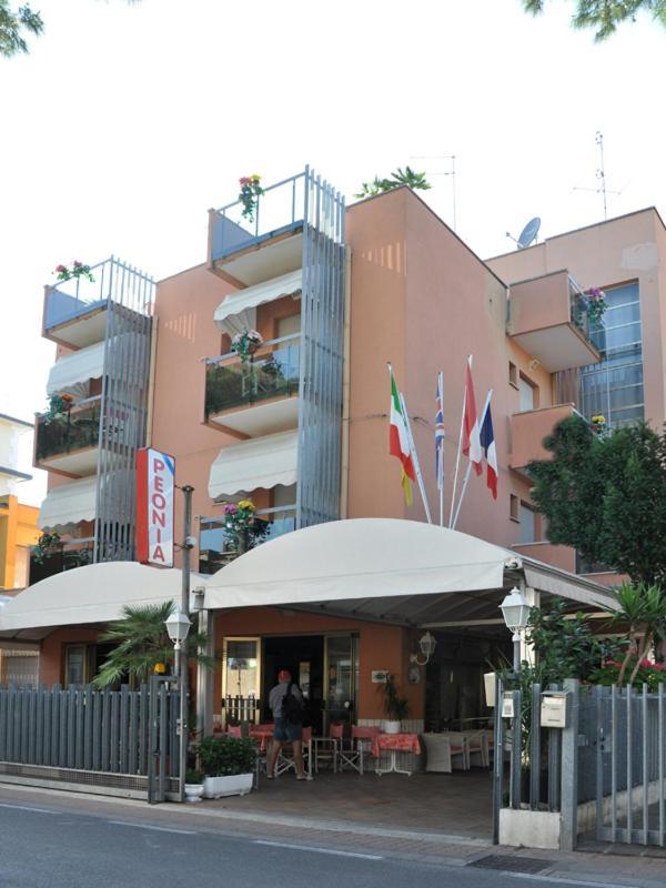 Hotel Peonia Римини Экстерьер фото